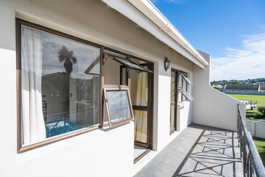 7 Bedroom Property for Sale in Royal Alfred Marina Eastern Cape